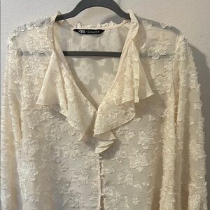 Zara Cream Lace Ruffle Faux Pearl Button Up Blouse